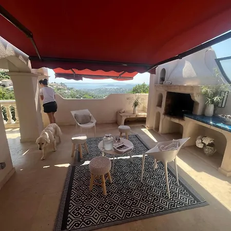 Provencale Magnifique Vue Golfe De St Tropez 别墅 *