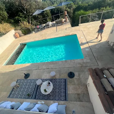 Provencale Magnifique Vue Golfe De St Tropez 别墅