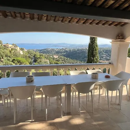 Provencale Magnifique Vue Golfe De St Tropez Villa *